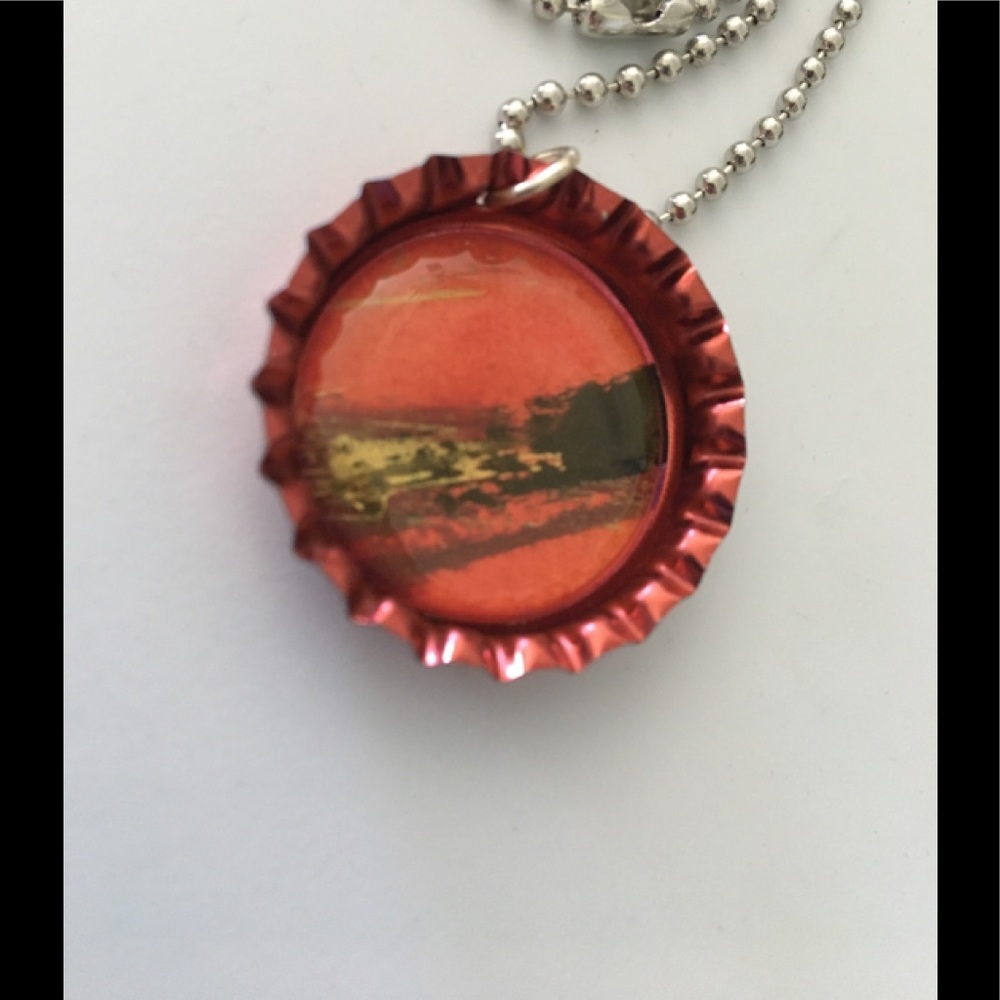 OOAK‎ pink bottlecap and abstract art pendant